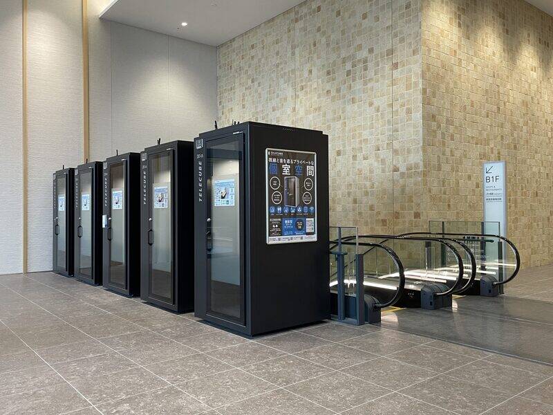 【レンタルスペース】【スペイシー】貸会議室 大阪駅 1名の画像