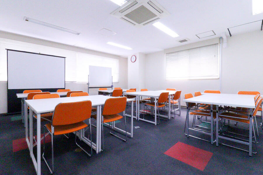 ふれあい貸し会議室 心斎橋D-8