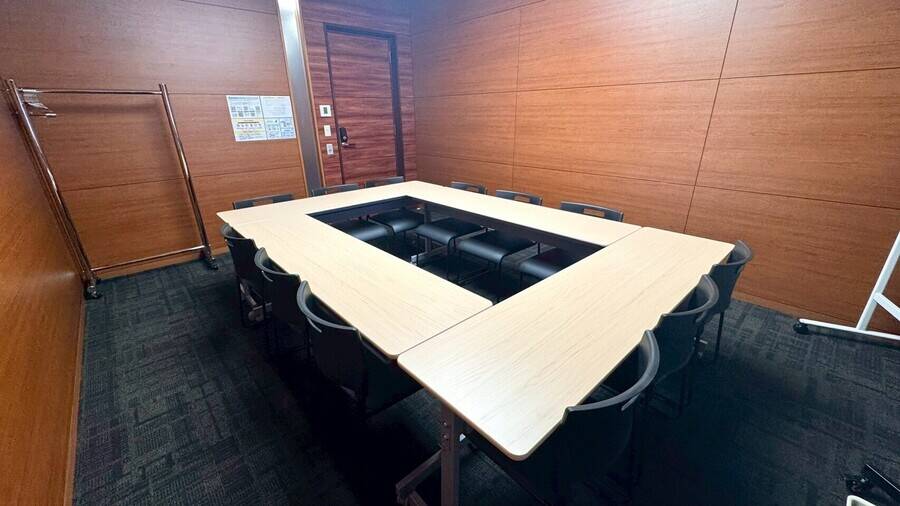 TIME SHARING TSHG淀屋橋ビル 2F Room.6-4