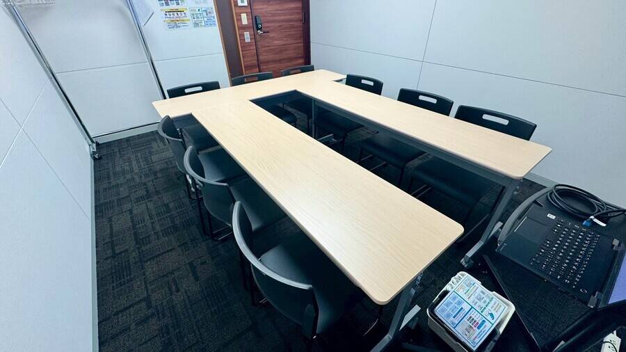 TIME SHARING TSHG淀屋橋ビル 2F Room.2-4