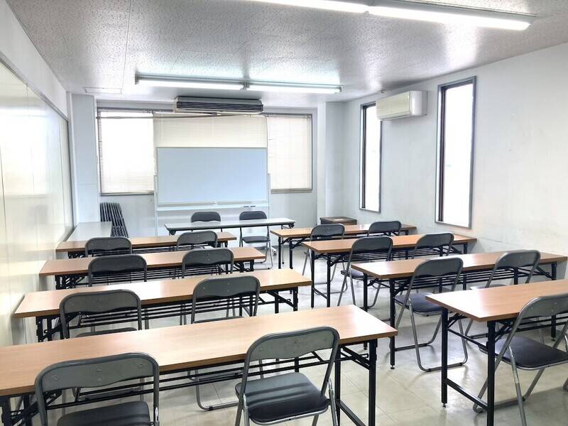 澤田ビル3階貸し教室・会議室-1