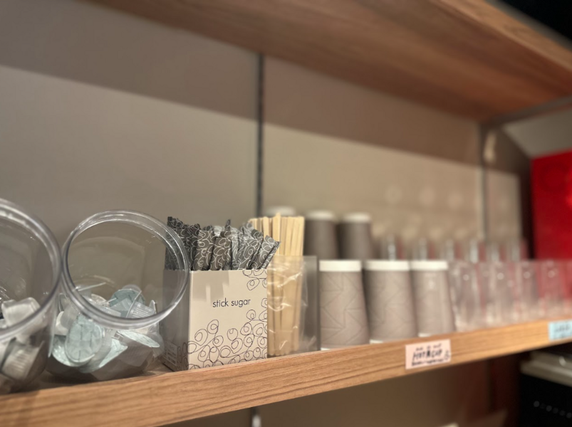 港区新橋駅徒歩２分！完全個室の会議室(10名)-14