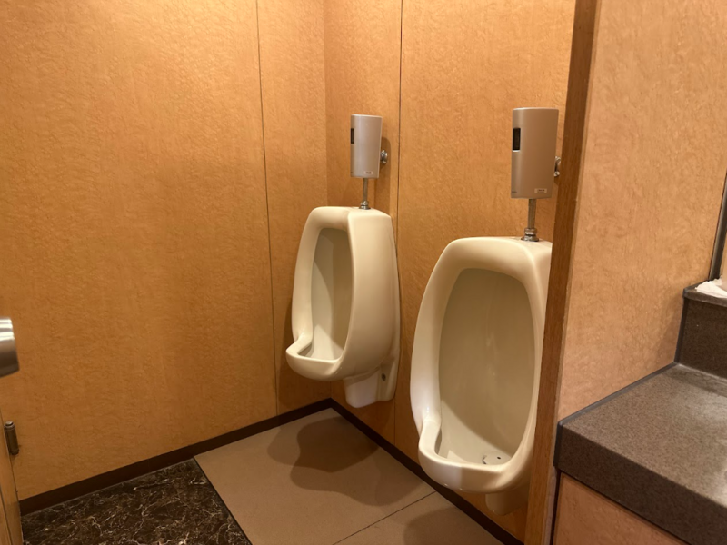 港区新橋駅徒歩２分！完全個室の会議室(10名)-29