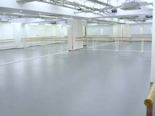 天神橋筋ダンススタジオ ルシア-1