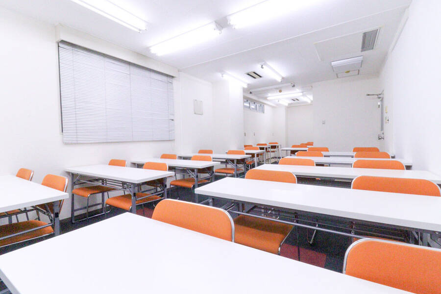 ふれあい貸し会議室 心斎橋F-4