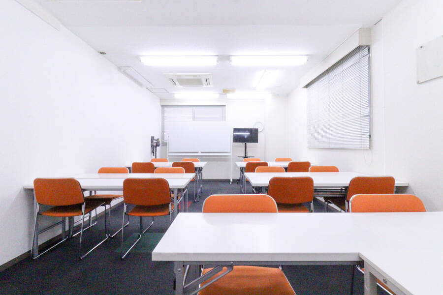 ふれあい貸し会議室 心斎橋F-7