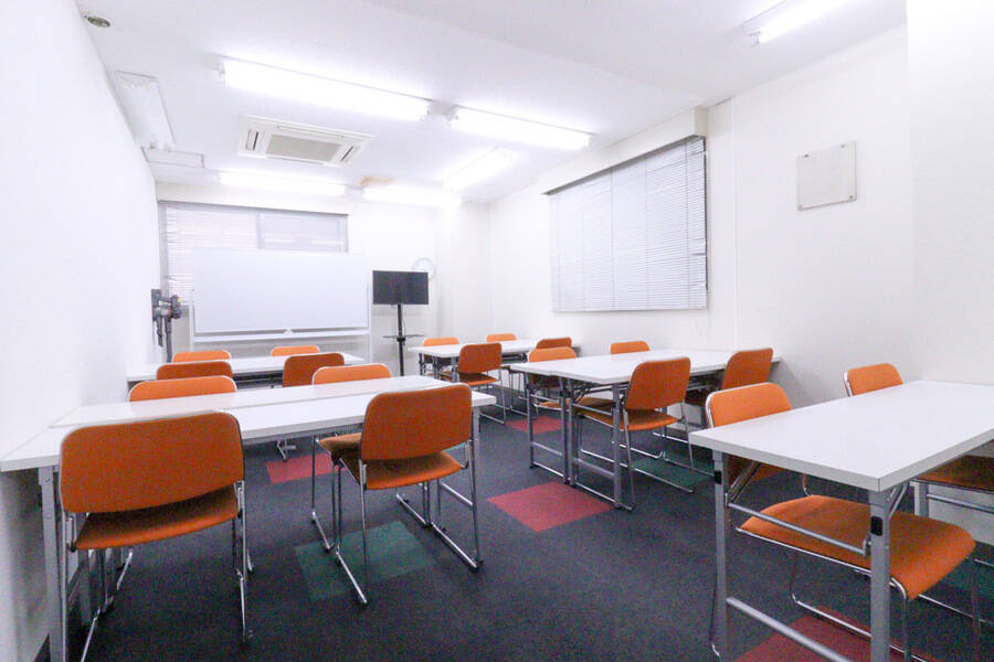 ふれあい貸し会議室 心斎橋F-8