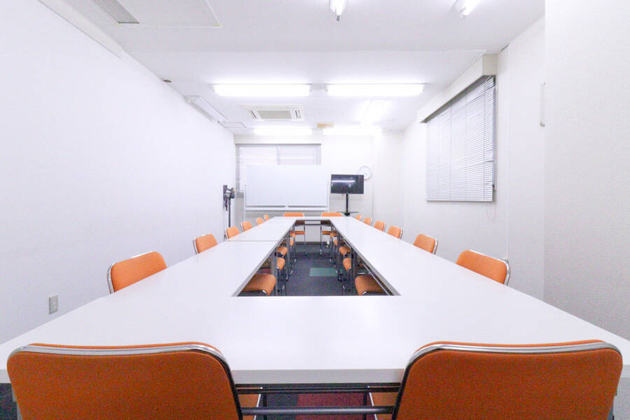 ふれあい貸し会議室 心斎橋F-11