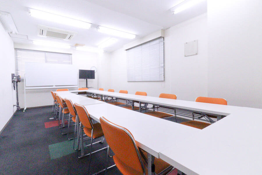 ふれあい貸し会議室 心斎橋F-12