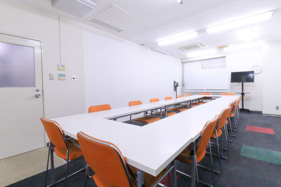 ふれあい貸し会議室 心斎橋F-13