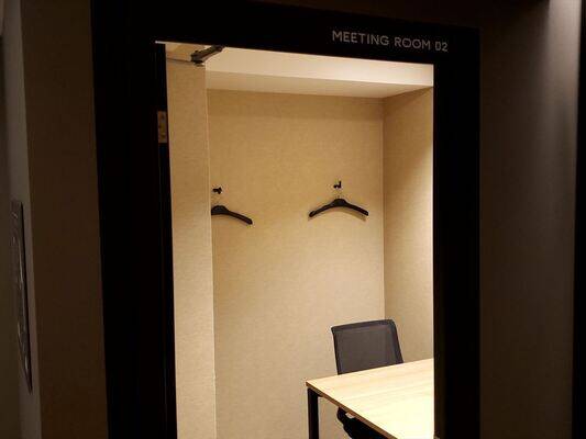 H1T池袋東口 会議室 02-2