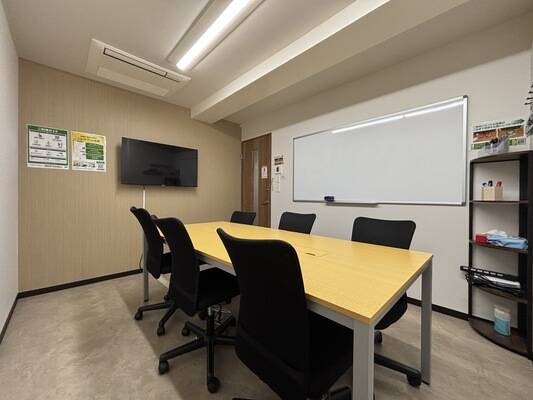 6名会議室（RoomB）-1