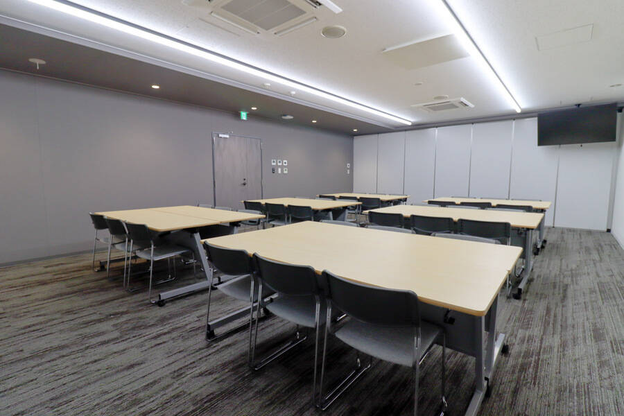 ふれあい貸し会議室 Premium トヨタレンタリース博多駅前B-8