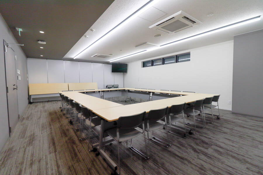 ふれあい貸し会議室 Premium トヨタレンタリース博多駅前B-15