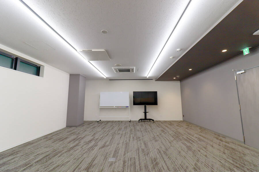 ふれあい貸し会議室 Premium トヨタレンタリース博多駅前B-20