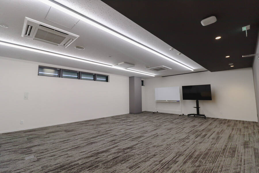 ふれあい貸し会議室 Premium トヨタレンタリース博多駅前B-22