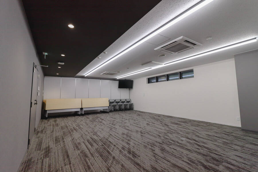 ふれあい貸し会議室 Premium トヨタレンタリース博多駅前B-23