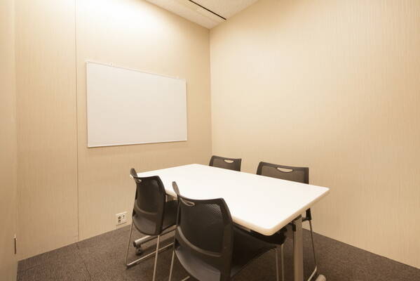 リロの会議室　コンフォート新宿会場　Room C-1