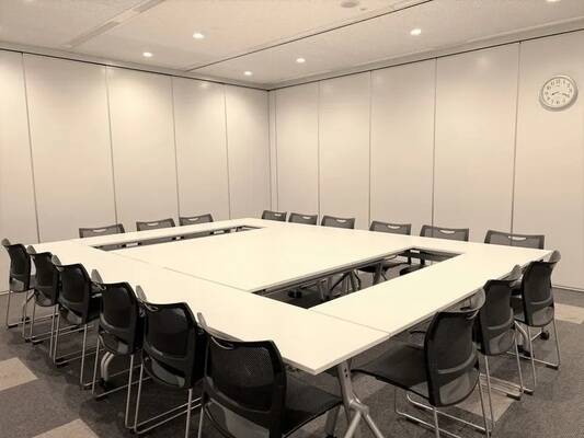 リロの会議室　コンフォート新宿会場　Room D-1