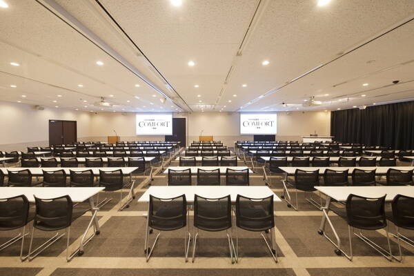 リロの会議室　コンフォート新宿会場　Room A+B-1