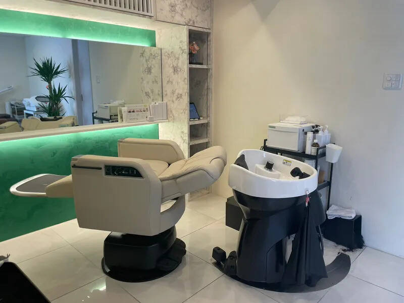 Relax salon 西麻布-10