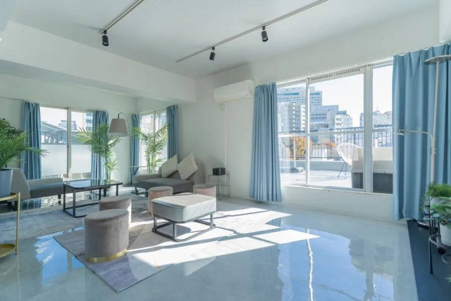 Relax one 池袋-2
