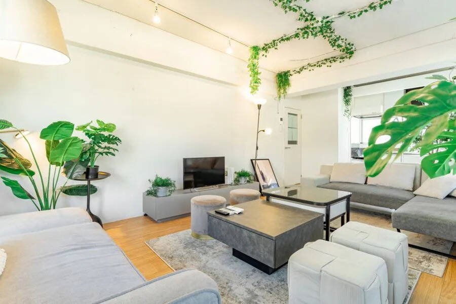 Relax one 池袋西口-12