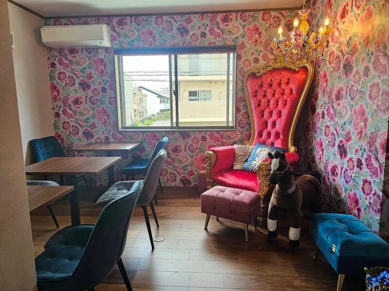 【レンタルスペース】【スペイシー】貸会議室 奈良駅 6名の画像