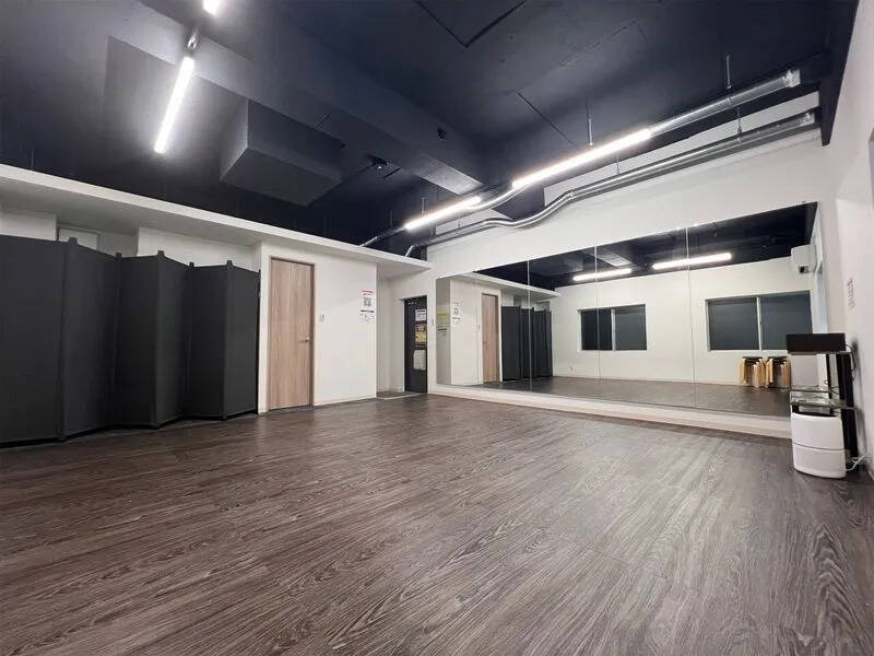 レンタルスタジオDancers京都三条店-1