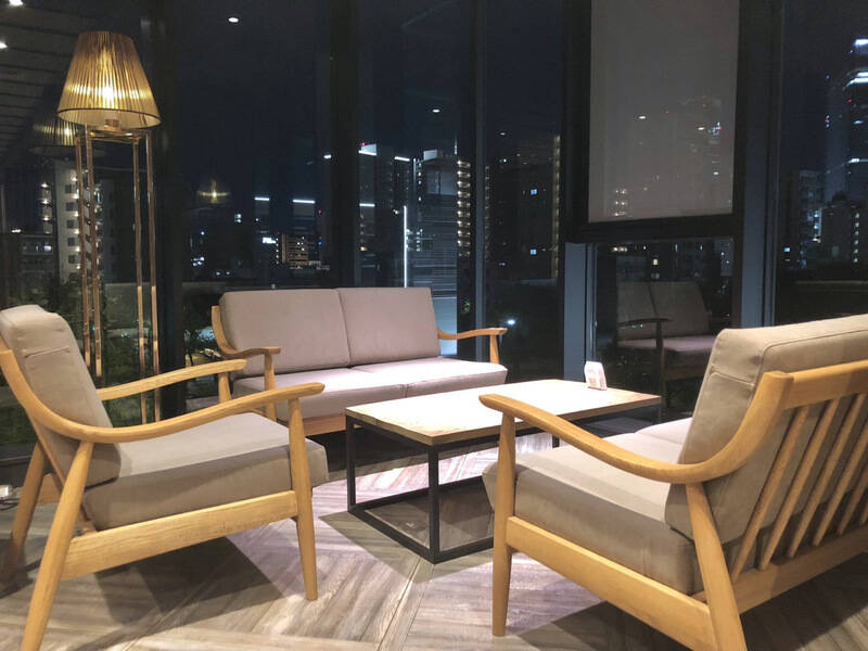 Nagoya Noritake Garden ソファ席-4