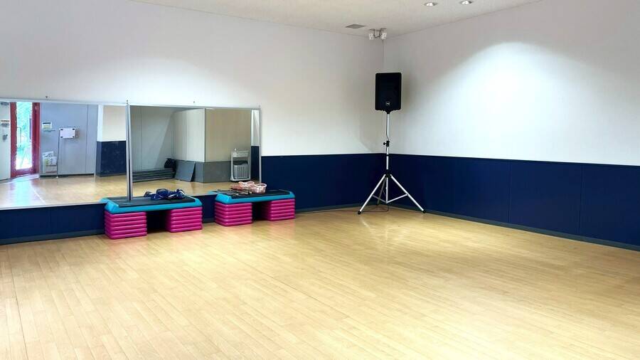 TIME SHARING 大阪 コナミスポーツクラブ 京橋 1F-2