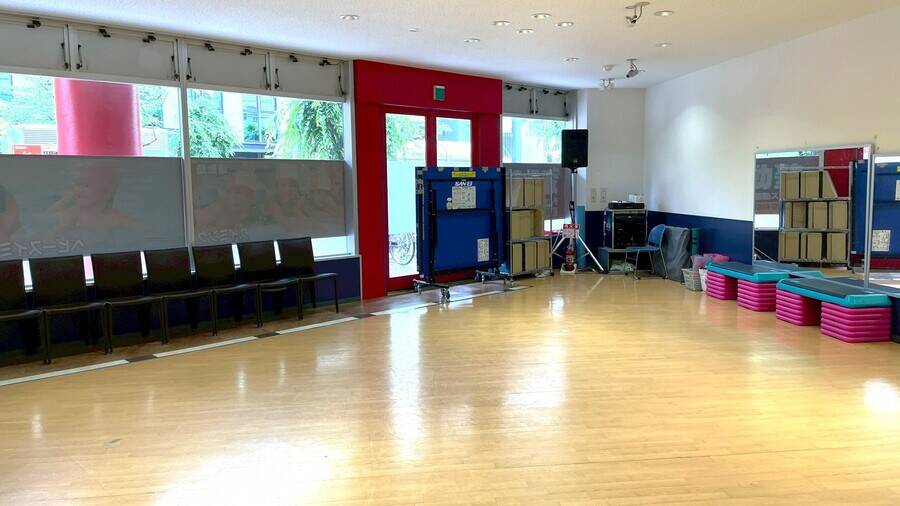 TIME SHARING 大阪 コナミスポーツクラブ 京橋 1F-3