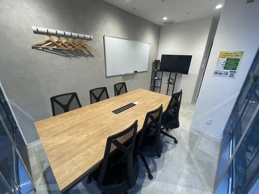 いいオフィス京都四条通6名会議室（Room B）-1