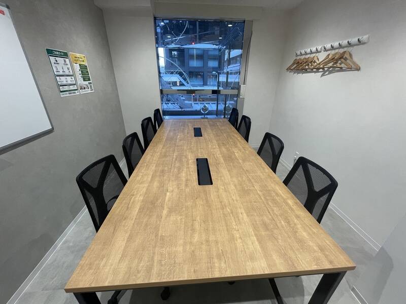 いいオフィス京都四条通8名会議室（Room A）-2