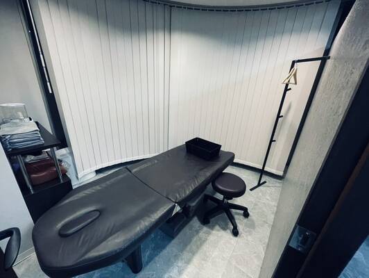ナリジム 赤坂 Salon【移転後Newオープン】-1