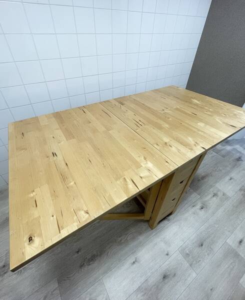 Gallery studio 24-13