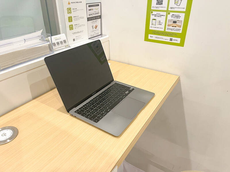 FEEEP新宿西口店｜カウンター席｜部屋番号：1(C)-4