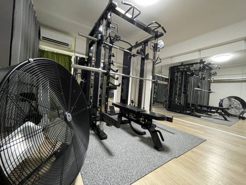 1コインレンタルジムWOLF京橋-2