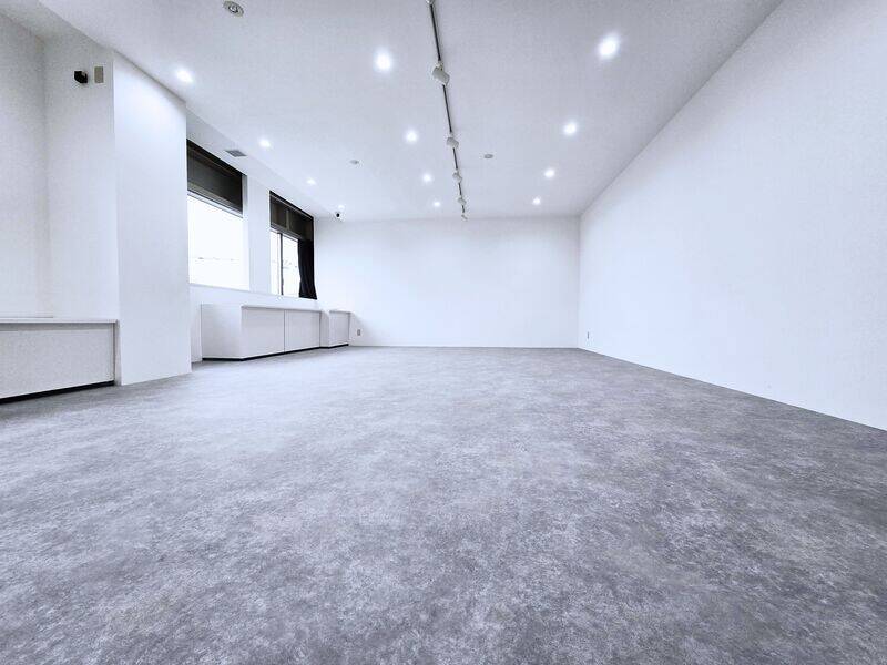 【レンタルスペース】【スペイシー】貸会議室 新川町駅 20名の画像