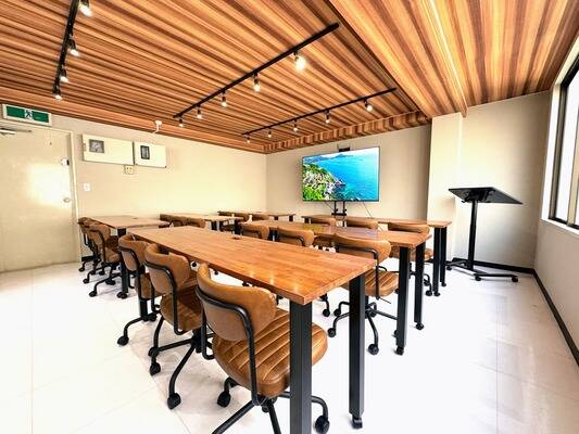 GOZAR会議室　新宿御苑3F-3