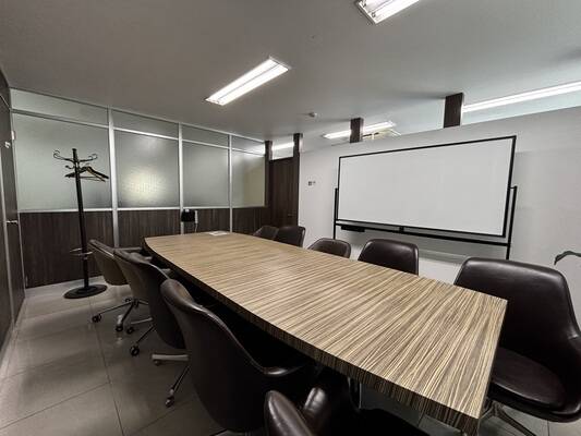 アパマンショップ仙台駅前店 2階応接室-2