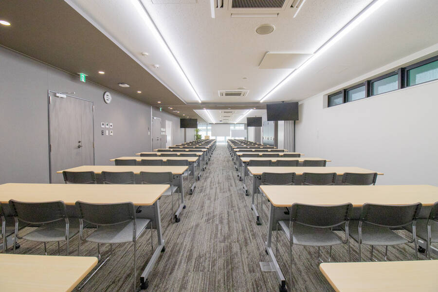 ふれあい貸し会議室 Premium トヨタレンタリース博多駅前A+B-1