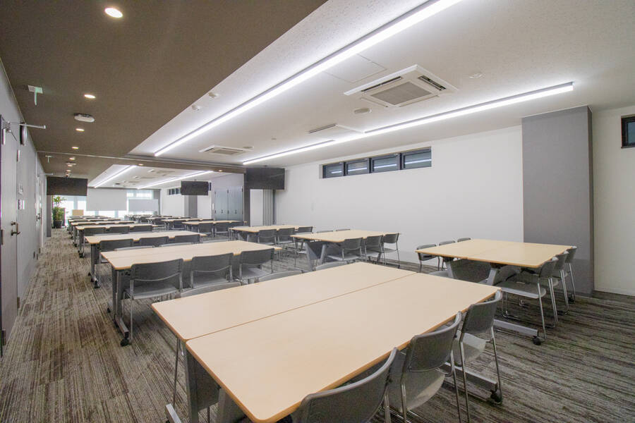 ふれあい貸し会議室 Premium トヨタレンタリース博多駅前A+B-8