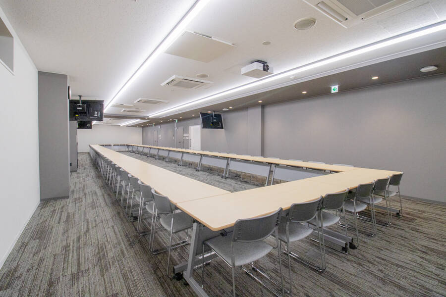 ふれあい貸し会議室 Premium トヨタレンタリース博多駅前A+B-15