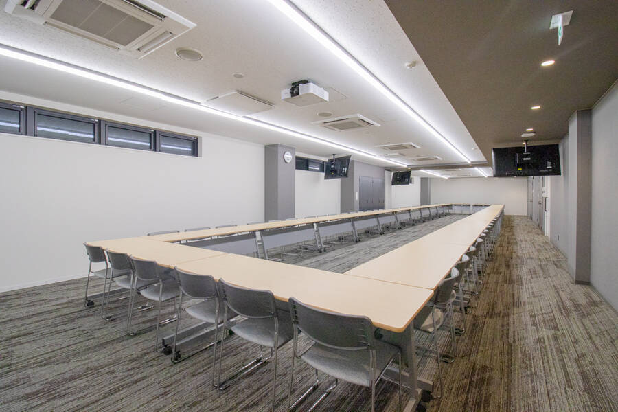 ふれあい貸し会議室 Premium トヨタレンタリース博多駅前A+B-16