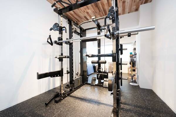 レンタルジムAivic横浜2号店-1