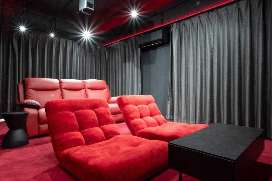 Aivicシネマルーム池袋東口-9