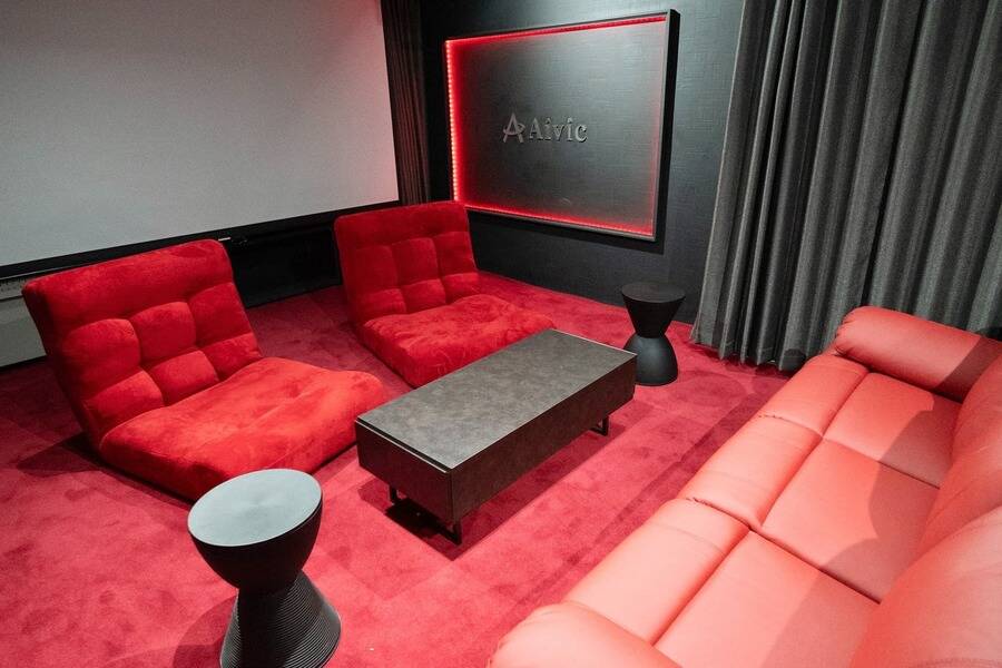 Aivicシネマルーム池袋東口-20