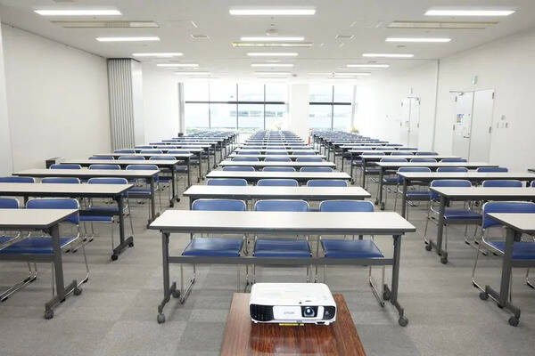 TNC放送会館 貸会議室 第4会議室-2