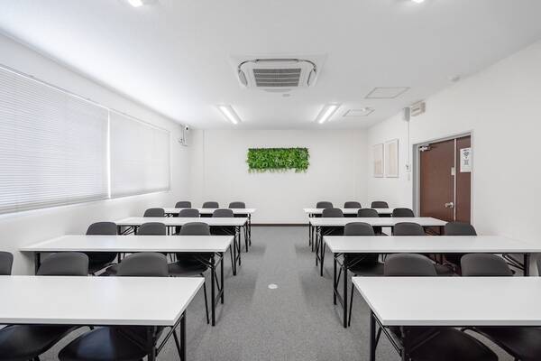 COCO会議室新大阪2号店-3